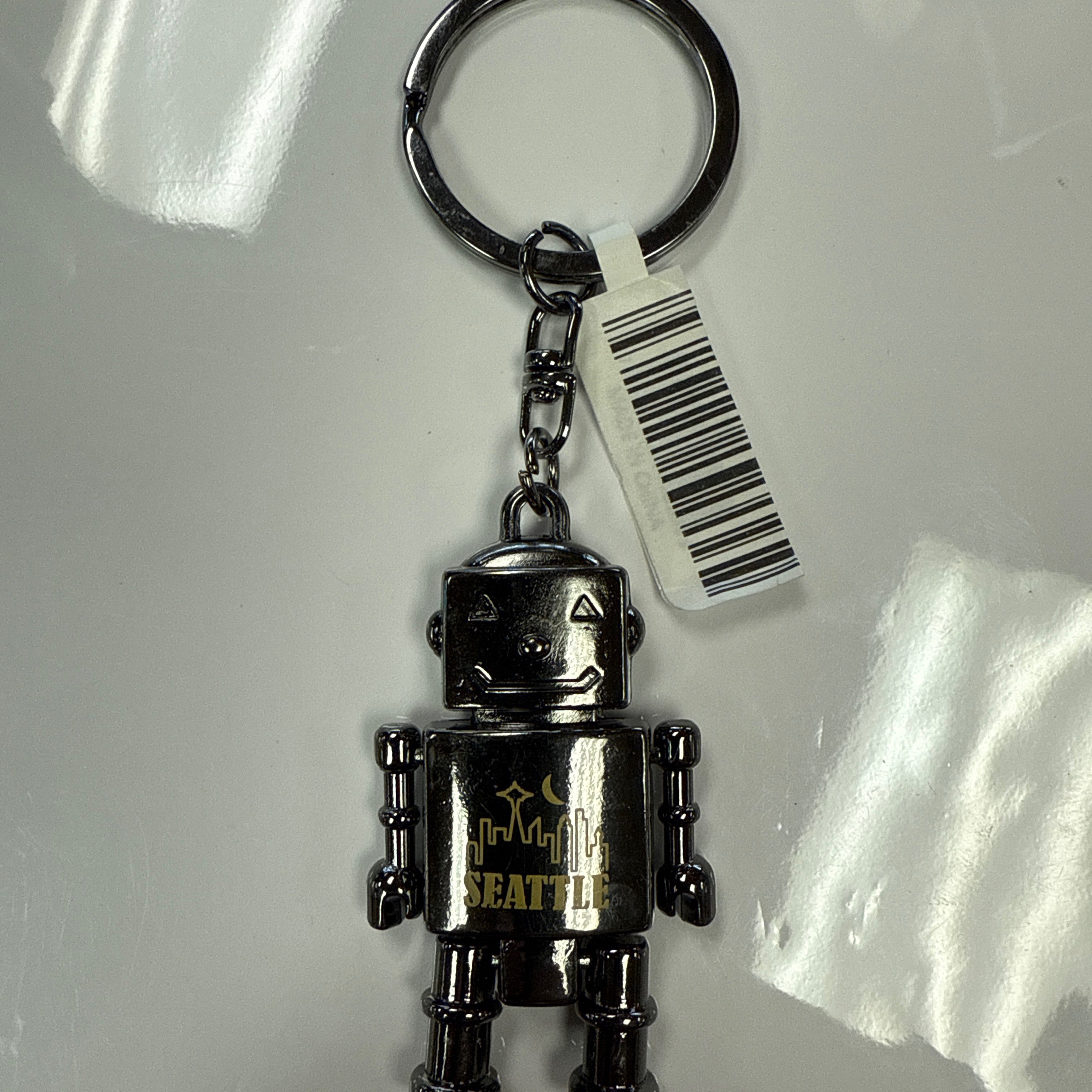 11423 Skyline Robot Keychain