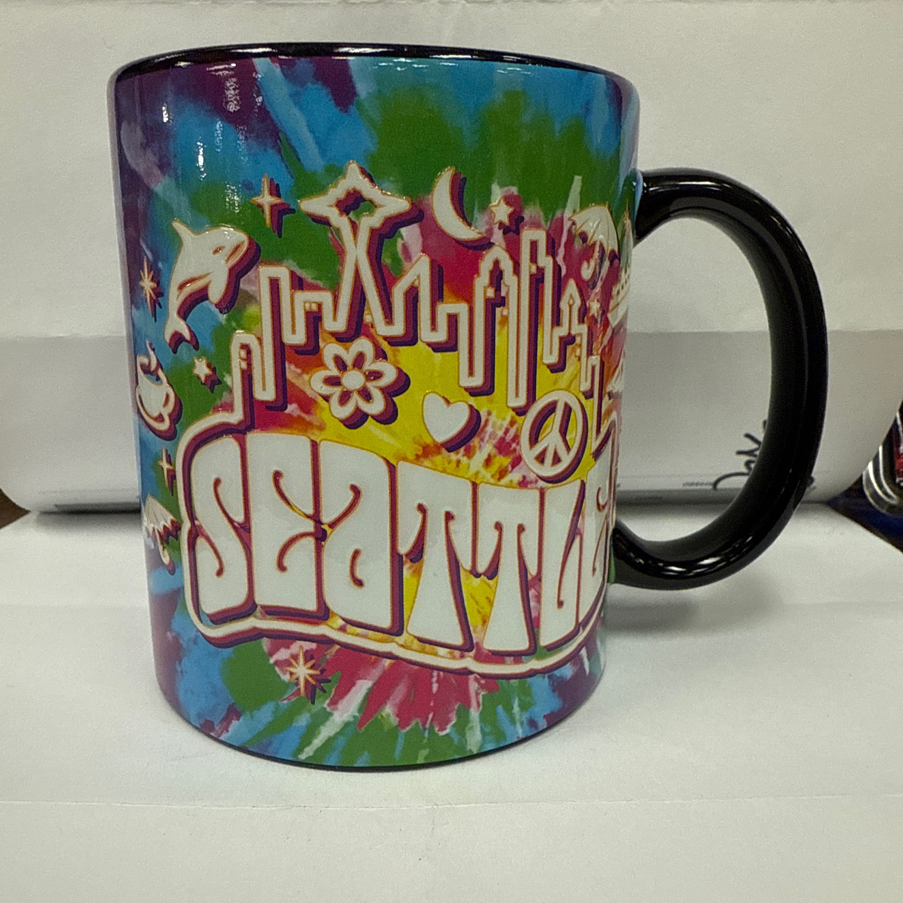 30285 tie dye purple mug 11 Oz