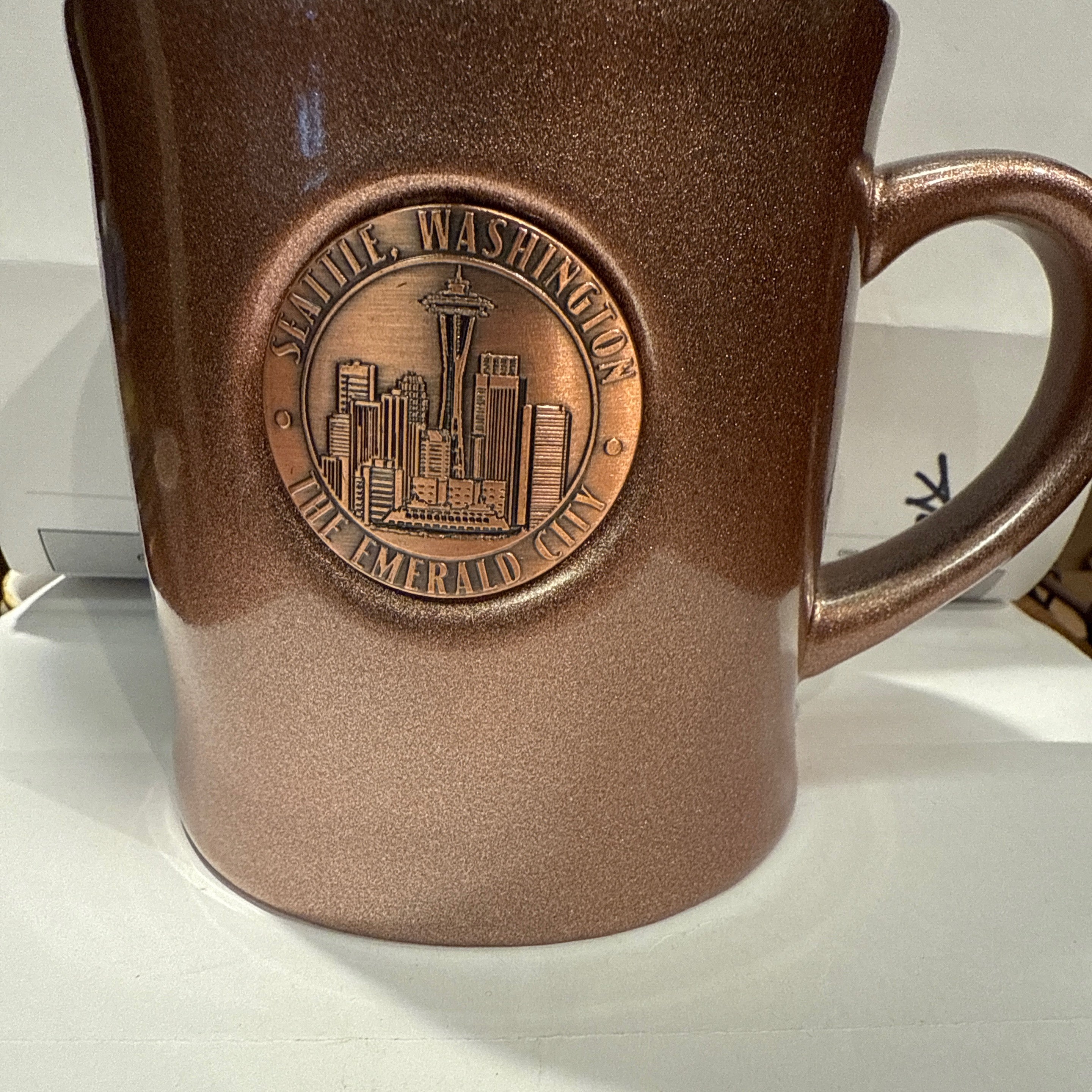 32042 Sea Medallion Mug Cooper