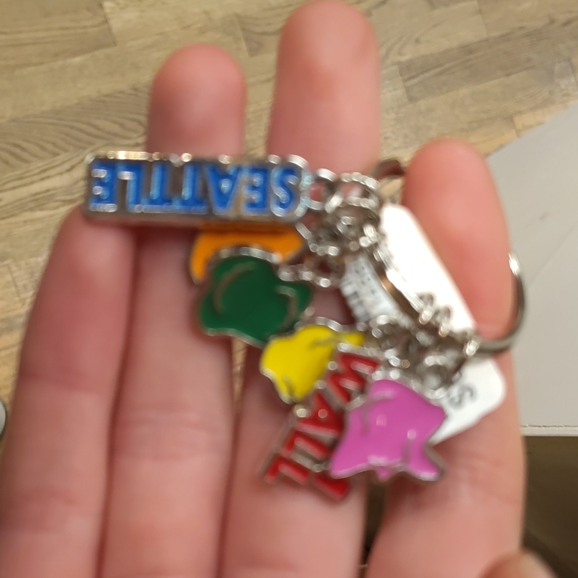 11466 Gum Wall Charms Key Chain