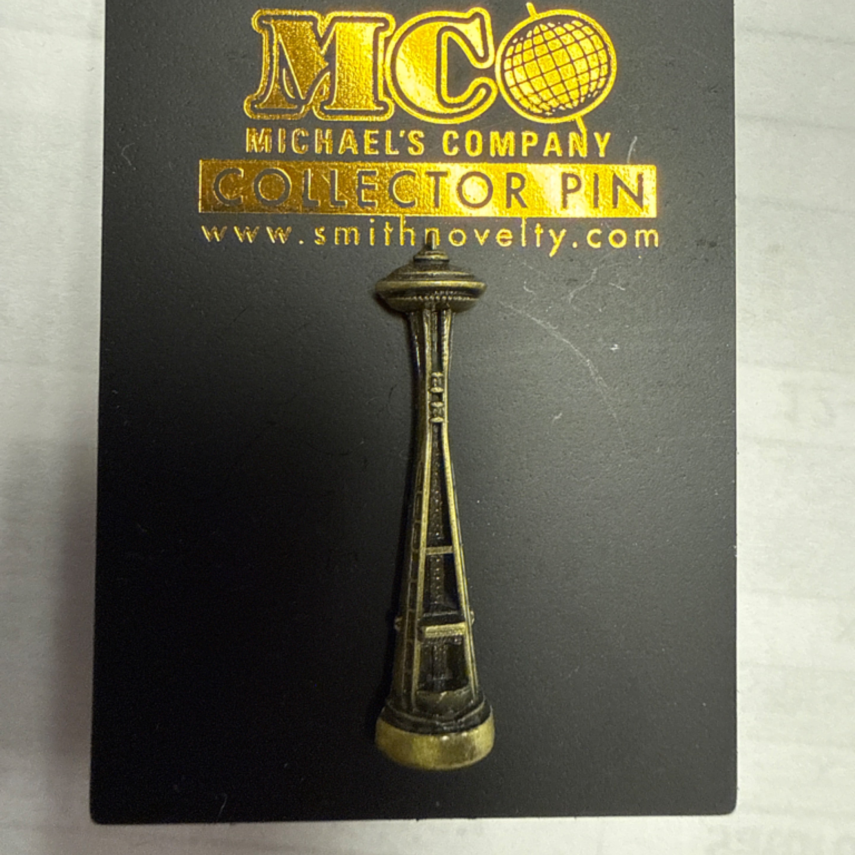 41058 Space Needle Lapel Pin Antique Gold