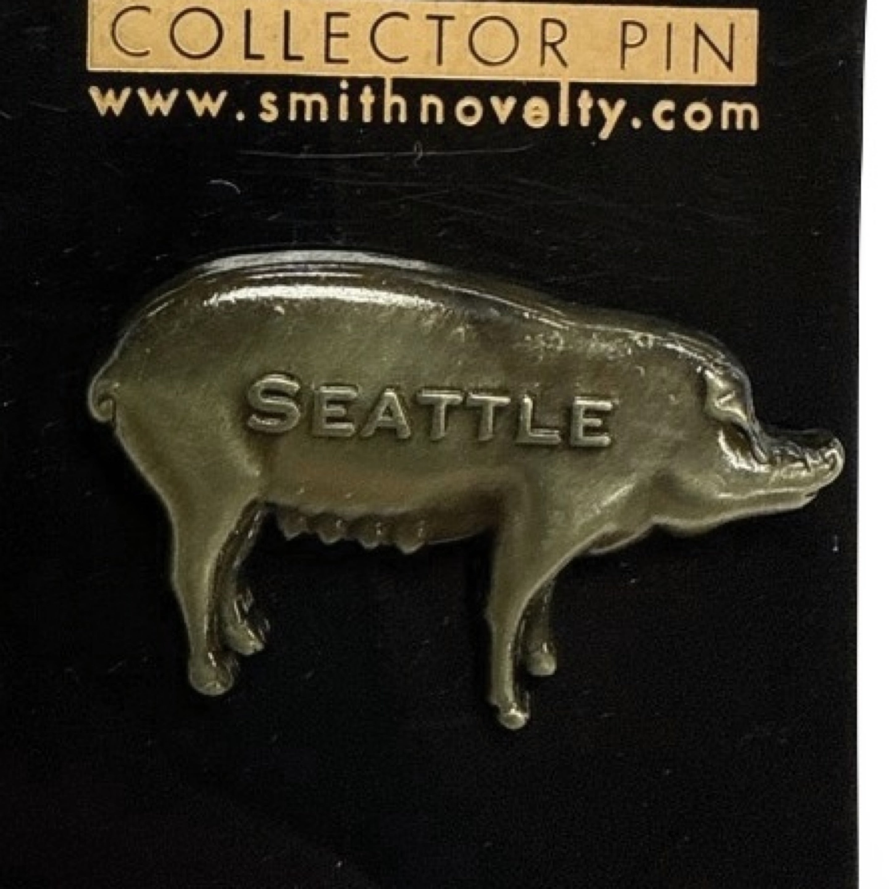 41052 Rachel The Pig Lapel Pin