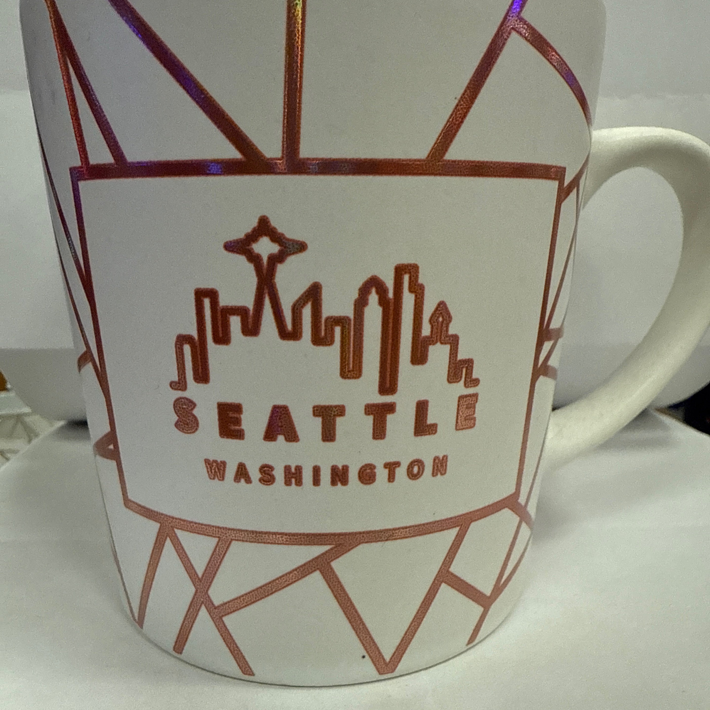 32051 Sea Rosegold/White Mug