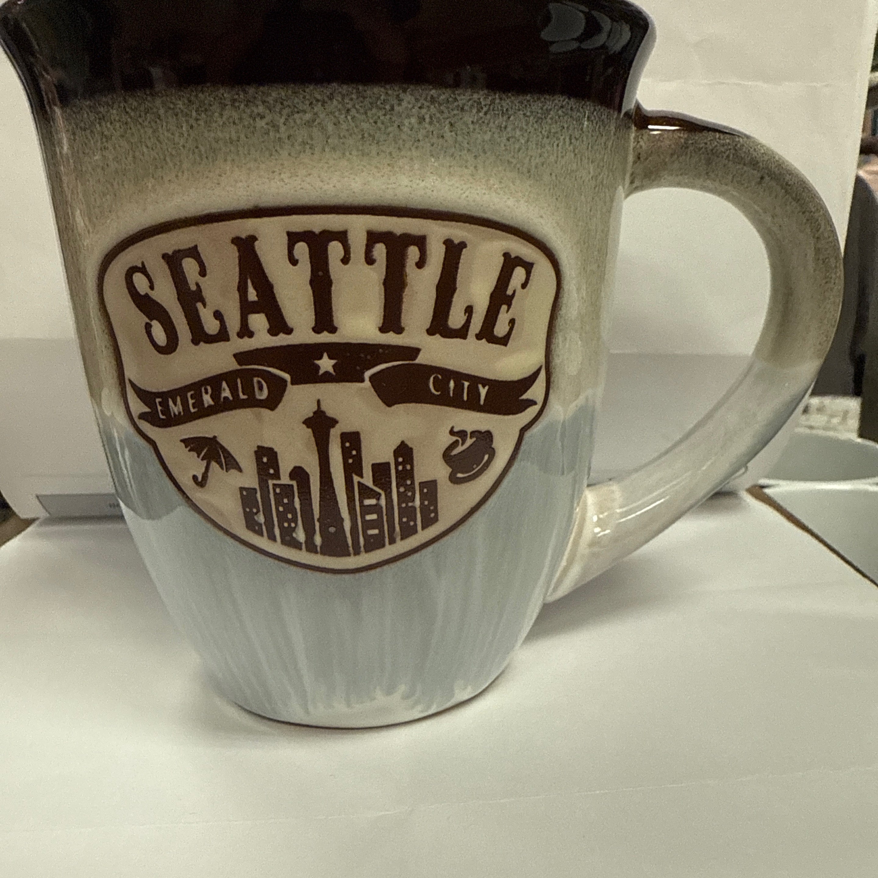 32062 Sea Wild Two Tone Glaze Brown Mug W/emblem