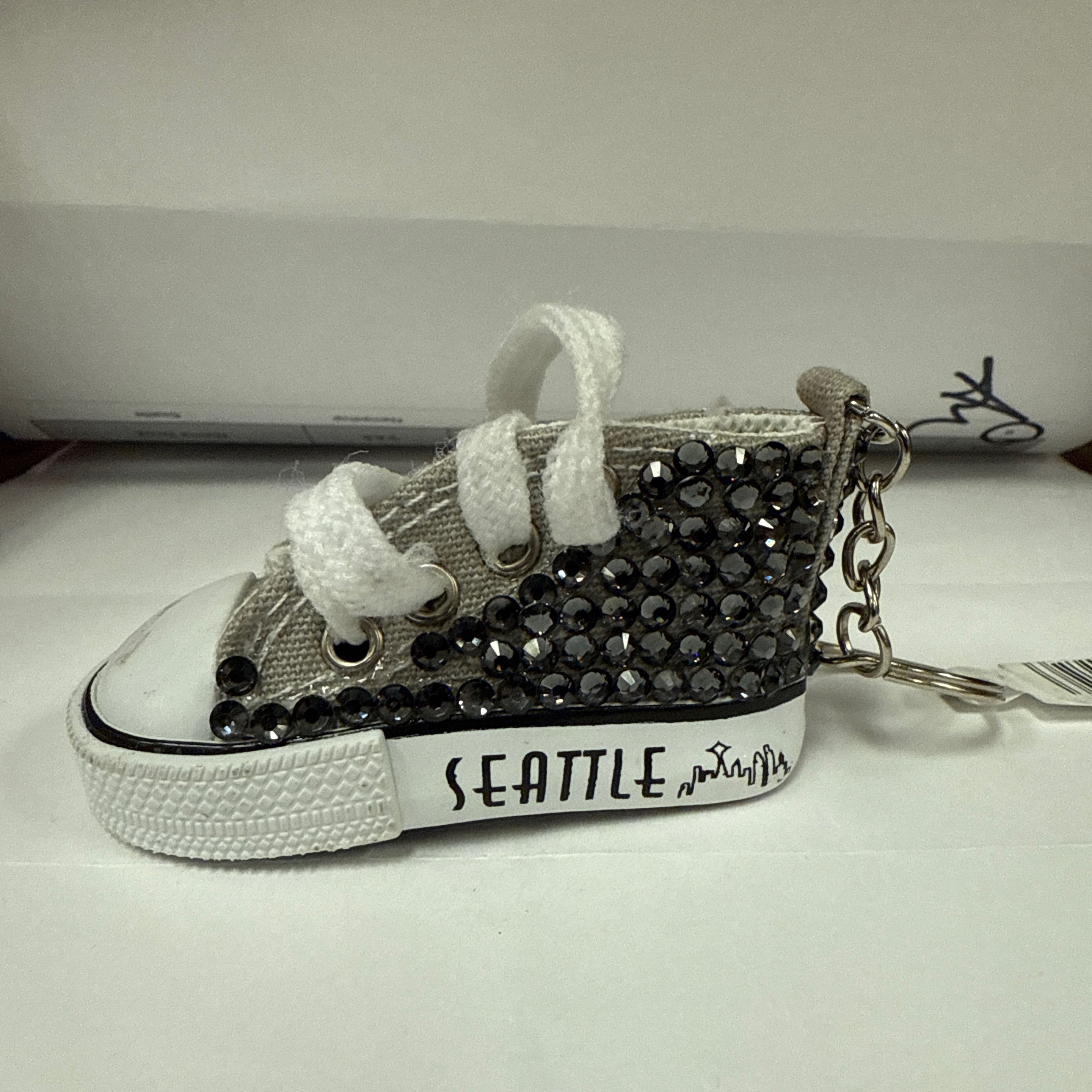 11172 SEA SILVER RHINESTONE SNEAKER KC
