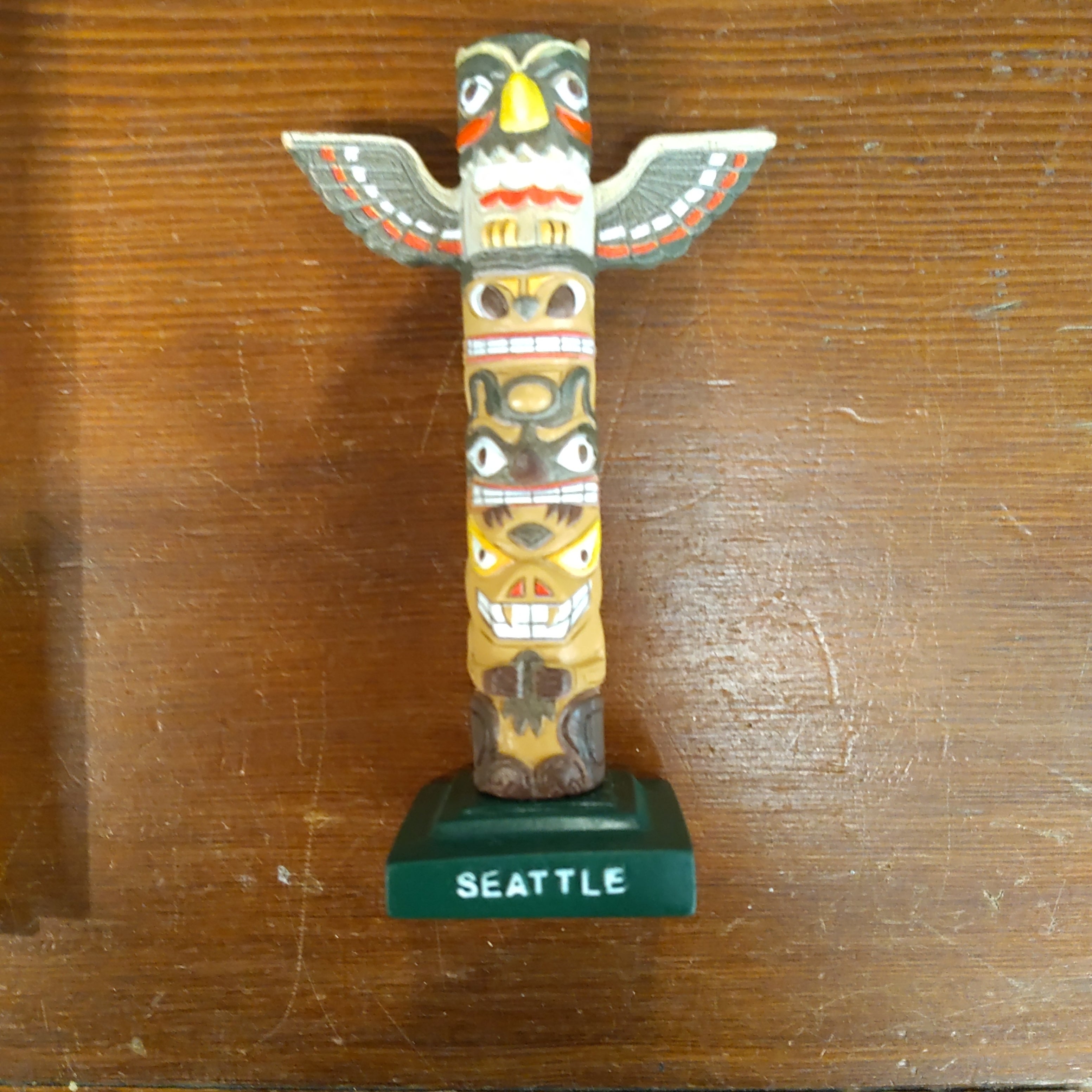 44232 SEA TOTEM POLE POLYRESIN 5.75 " MODEL